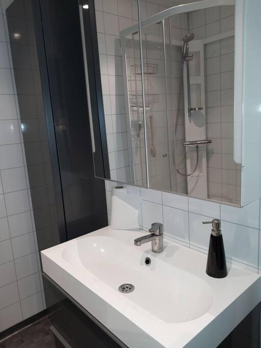 Seaside Appartement Tromsø Buitenkant foto